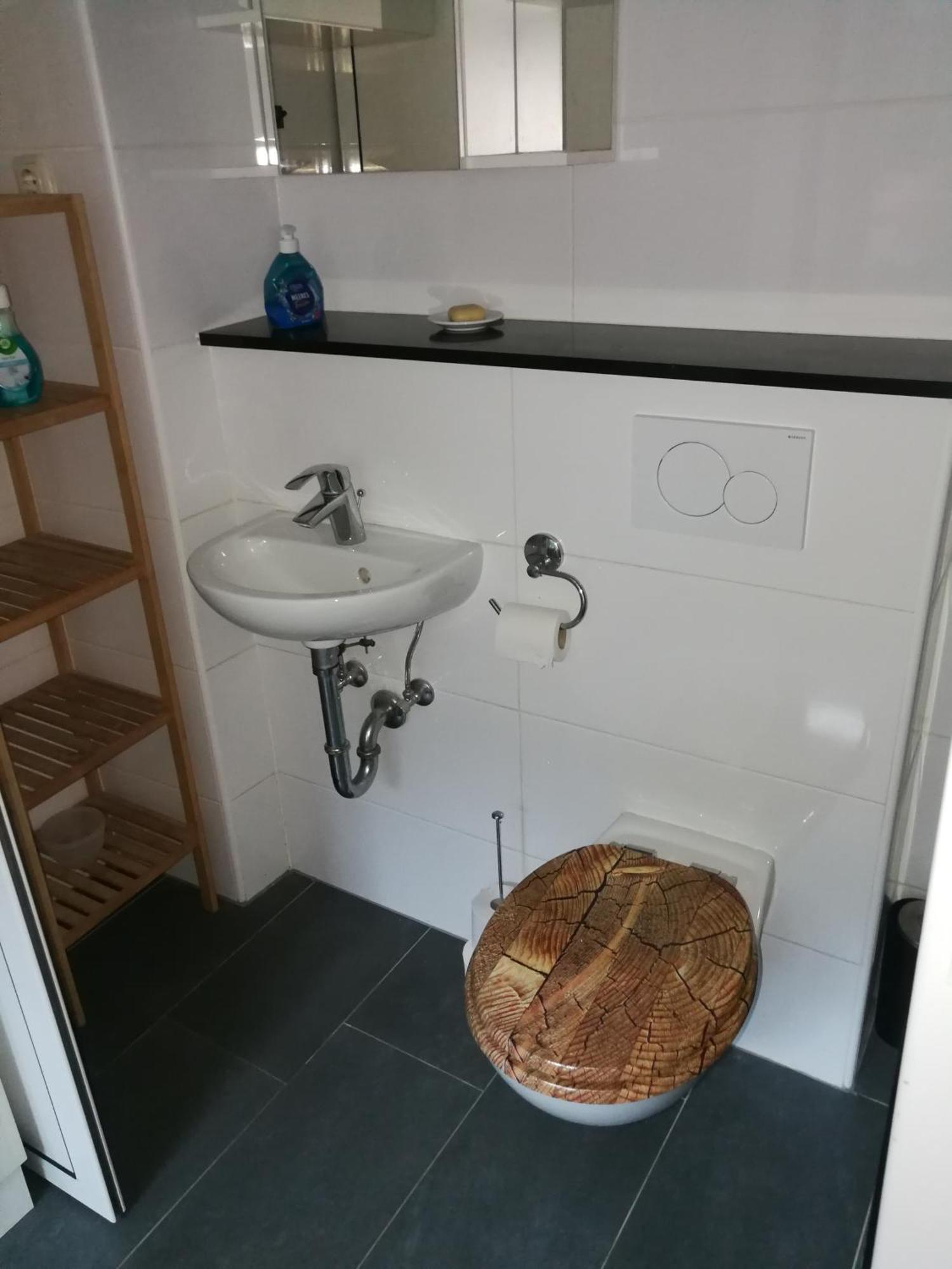 Wohlfuehloase - Zimmer, Appartment - Im Herzen Starnbergs Chambre photo